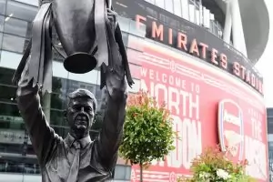 "Арсенал" откри приживе паметник на Венгер