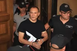 Прокуратурата сложи охрана на Божков в ареста