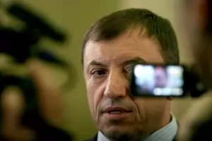 Прокуратурата се зарови в телефона на застреляния Алексей Петров