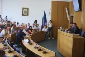 Фандъкова не дойде на дебата за последния си бюджет като кмет