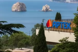 Санкциите застигнаха и детския лагер "Артек" в Крим