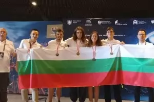 Наши ученици донесоха 5 медала от олимпиадата по астрономия
