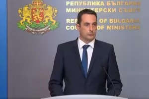 Кабинетът се завъртя на 180 градуса за медицинските хеликоптери 