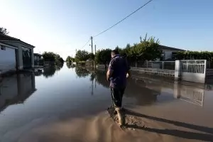 Свалят цените на храната в бедстващите райони на Гърция