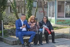 На изборите във Варна - двама мераклии и една пушка