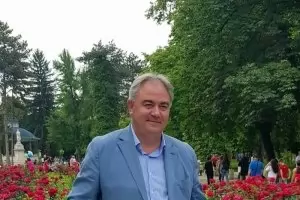 Кметът на Плевен отвя ГЕРБ и ПП-ДБ в проучване
