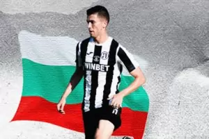 Селекционерът Кръстаич попълни спешно А отбора с дебютант