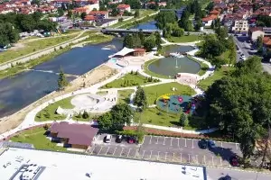 Лейбъристи и граждани в повече превземат села и паланки