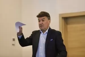 Борислав Михайлов подаде оставка, излъга и зае поза на обиден
