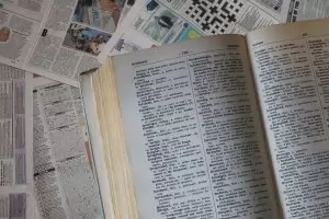 Речникът "Колинс" обяви съкращението ИИ за дума на годината