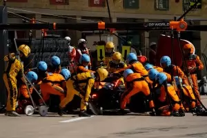 "Макларън" влезе в "Гинес" с най-бързия питстоп