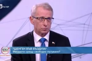Денков: Няма сделка за мигранти срещу Шенген по въздух
