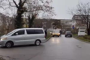 Коли ще влизат в Морската градина на Варна само до паркоместата
