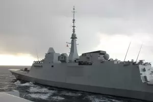 Френска фрегата свали два дрона от Йемен в Червено море