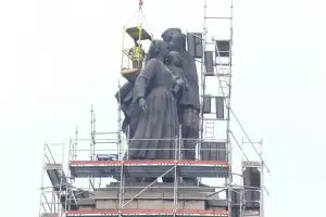 Президентът се хвърли яростно да защитава ПСА