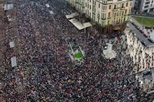 В Белград се състоя най-големият 
протест срещу изборните нарушения