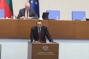 Лоялните на Доган депутати се оплакаха от натиск