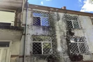 В психиатриите в България повече връзват, отколкото лекуват