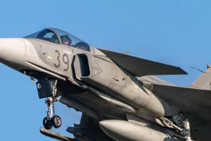 Унгария ще изтъргува НАТО за Швеция срещу "Грипен" 