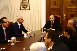 "Възраждане" вдигна скандал на президента