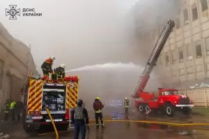 В Харков загинаха поне петима от руски ракетен обстрел