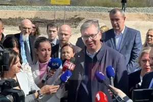 Вучич благодари на ЕС, че му финансира път към България