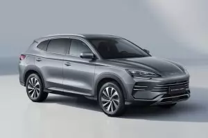 Китай обвини ЕС в "двоен стандарт" за евтините електромобили