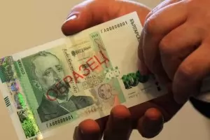 Разбита е импровизирана печатница за фалшиви 100 лв.