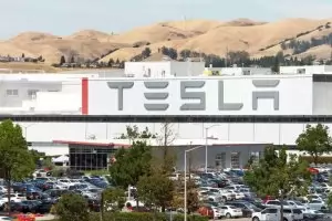 Най-добрият инженер на Tesla напусна