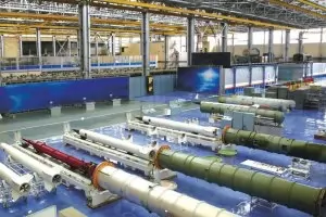 Гори руски ракетен завод