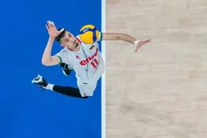 Новият волейболен селекционер викна куп новобранци за VNL