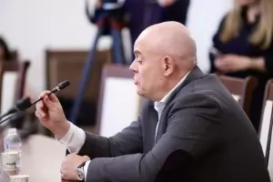 Гешев изнесе моноспектакъл в комисията "Нотариуса"