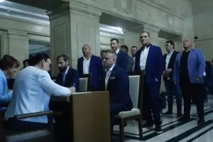 ЦИК се предаде и удвои парите за реклама на малките партии
