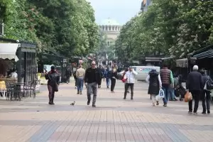 46.5% подкрепят смяната на лева с евро срещу 46.8% против