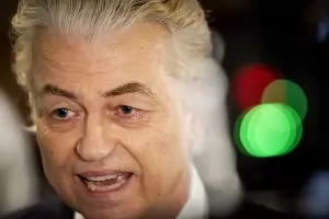 Дийпфейк клипове на политици 
се промъкнаха в Meta и X