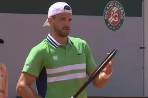 Димитров мина набързо през I кръг на "Ролан  Гарос"