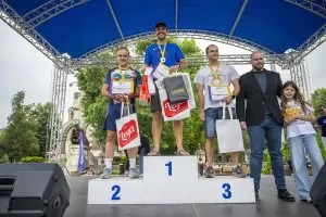Британец и българка спечелиха 10-ия маратон на Плевен