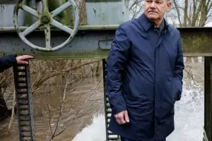 Шолц се появи в наводнената провинция Саар