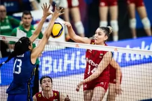 Българските националки продължават без спечелен гейм във VNL