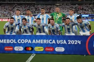 Шампионът Аржентина си гарантира икономично 1/4-финал на Копа Америка