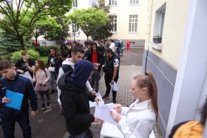 Над 24 000 гимназисти се очаква да се явят на