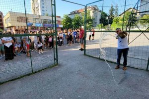 Десетки хиляди ученици вероятно вече са в предстартова изпитна треска