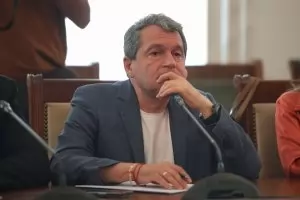 Тошко Йорданов заплаши младите лекари с внос на чужденци за 500 лв.