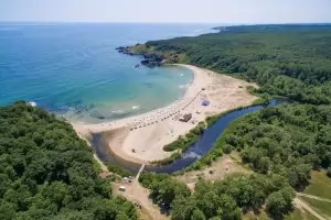 МТ и община Царево се заели с таксата за Силистар
