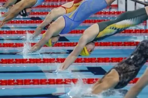 Учени заклеймиха олимпийския басейн в Париж