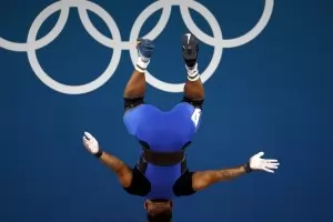 Андреев ни донесе първи мъжки медал в щангите от Атина 2004