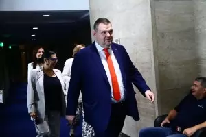 Юристите на Пеевски в САЩ не оспорили обвинението в корупция