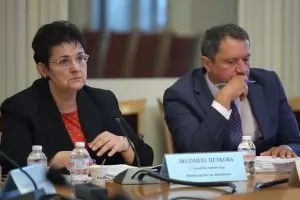 НС силно оряза задължителния финансов одит на фирмите