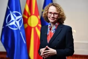 Рюте избра македонка пред Мария Габриел за зам.-шеф на НАТО