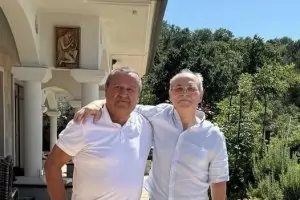 Хората на Доган се събраха в сараите му и не решиха нищо